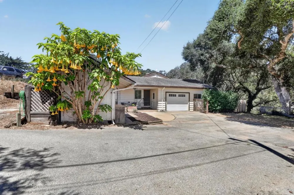 17130 Blackie Road Salinas, CA 93907