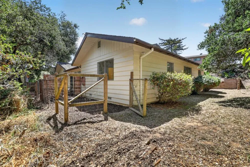 17130 Blackie Road Salinas, CA 93907