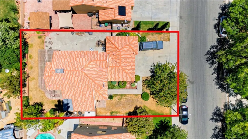 4043 E Avenue R12 Palmdale, CA 93552