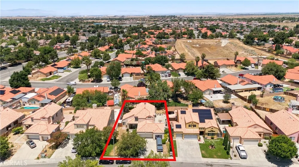 4043 E Avenue R12 Palmdale, CA 93552