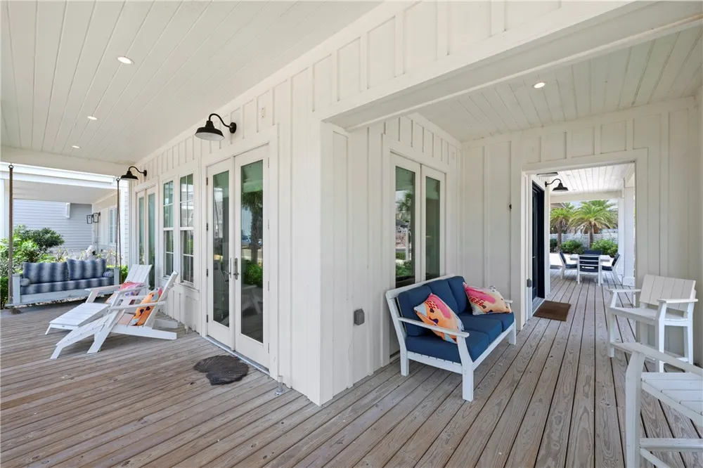 580 S Shore Drive Port Aransas, TX 78373