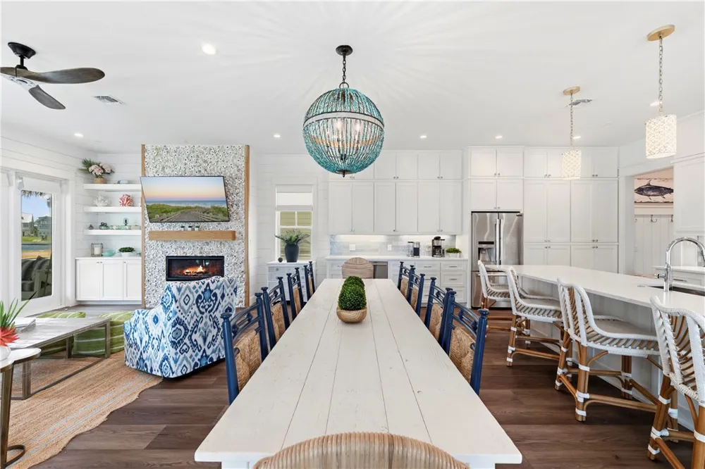 580 S Shore Drive Port Aransas, TX 78373