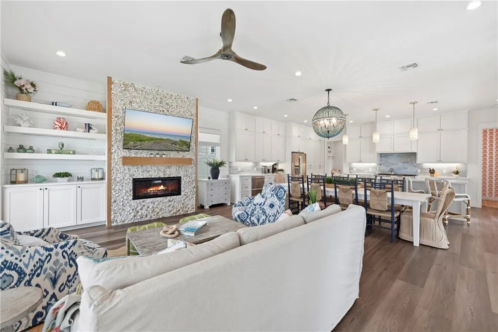 580 S Shore Drive Port Aransas, TX 78373