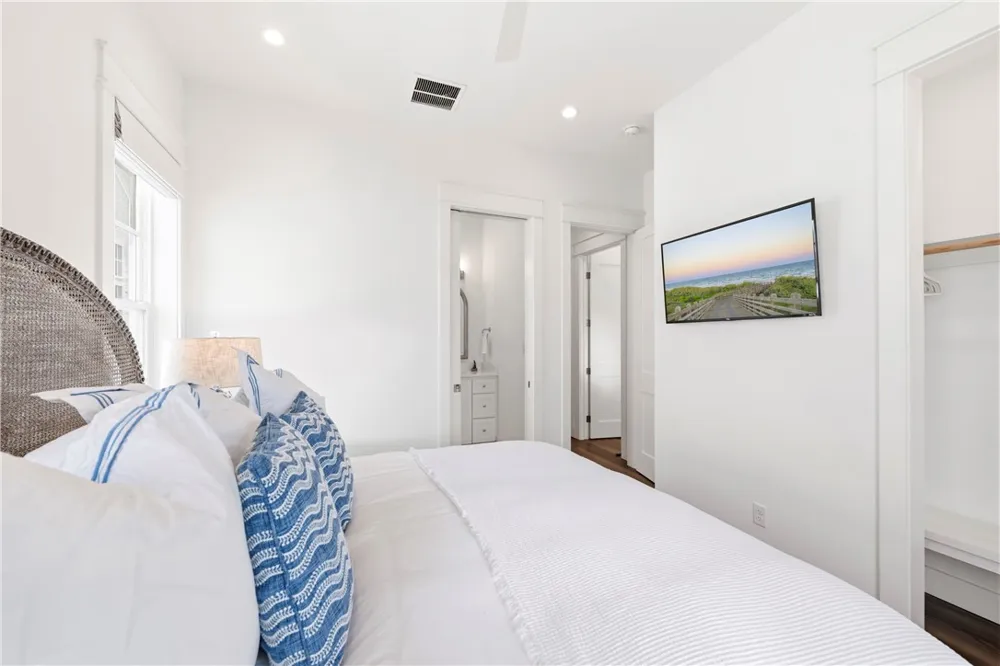 580 S Shore Drive Port Aransas, TX 78373