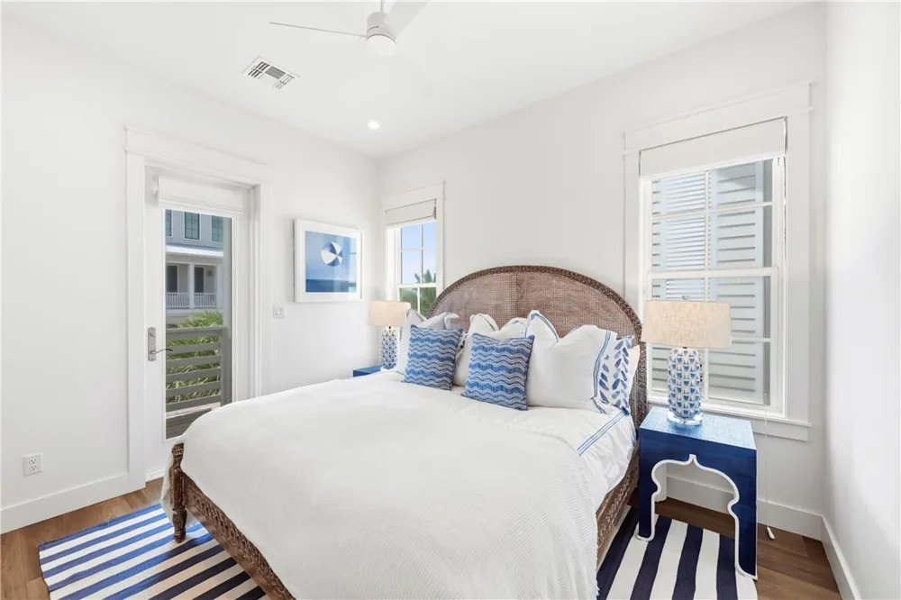 580 S Shore Drive Port Aransas, TX 78373
