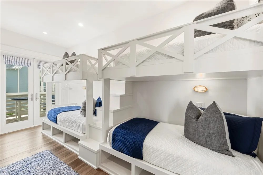 580 S Shore Drive Port Aransas, TX 78373