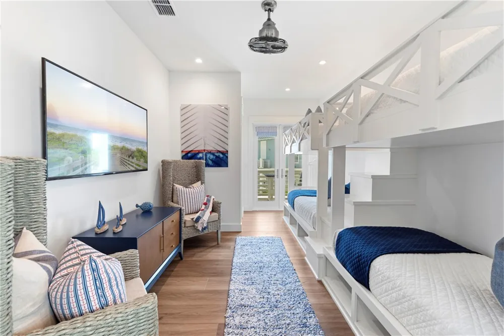 580 S Shore Drive Port Aransas, TX 78373