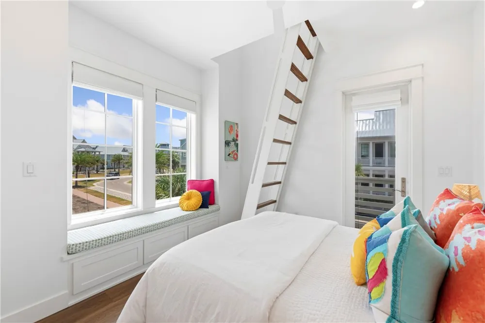 580 S Shore Drive Port Aransas, TX 78373