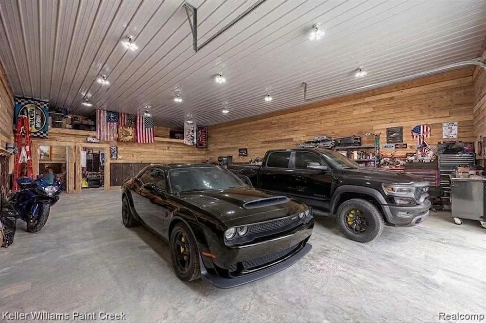 8309 Almont Road Almont Township, MI 48003