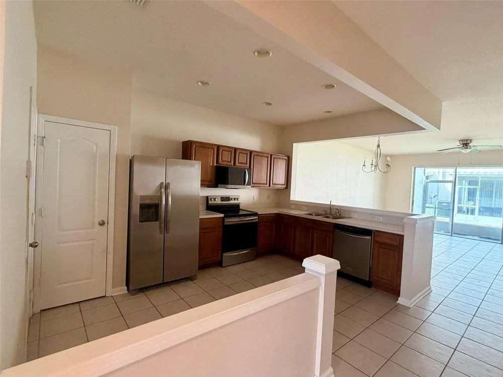 26544 CASTLEVIEW WAY Wesley Chapel, FL 33544