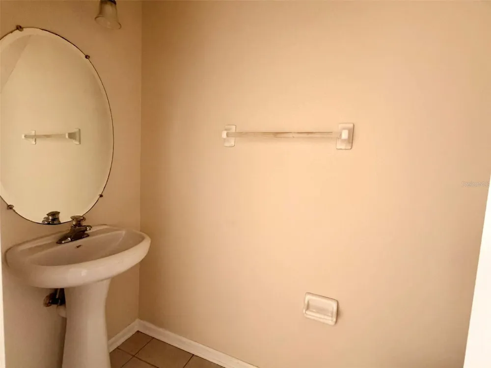 26544 CASTLEVIEW WAY Wesley Chapel, FL 33544