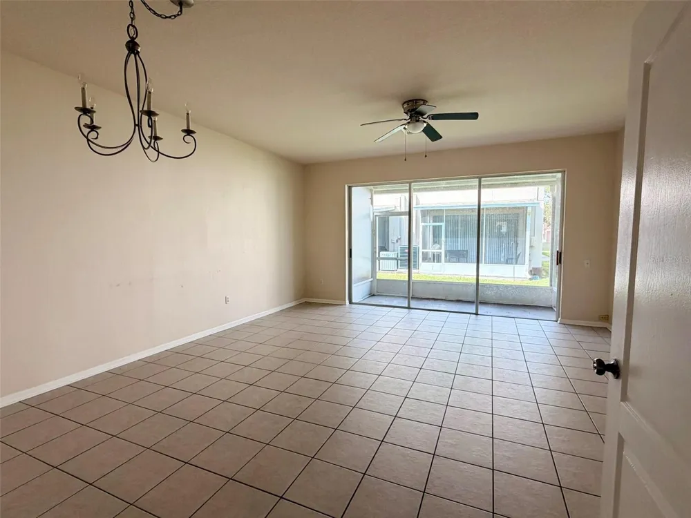 26544 CASTLEVIEW WAY Wesley Chapel, FL 33544