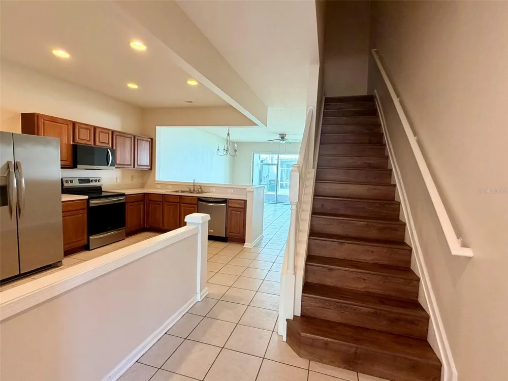 26544 CASTLEVIEW WAY Wesley Chapel, FL 33544