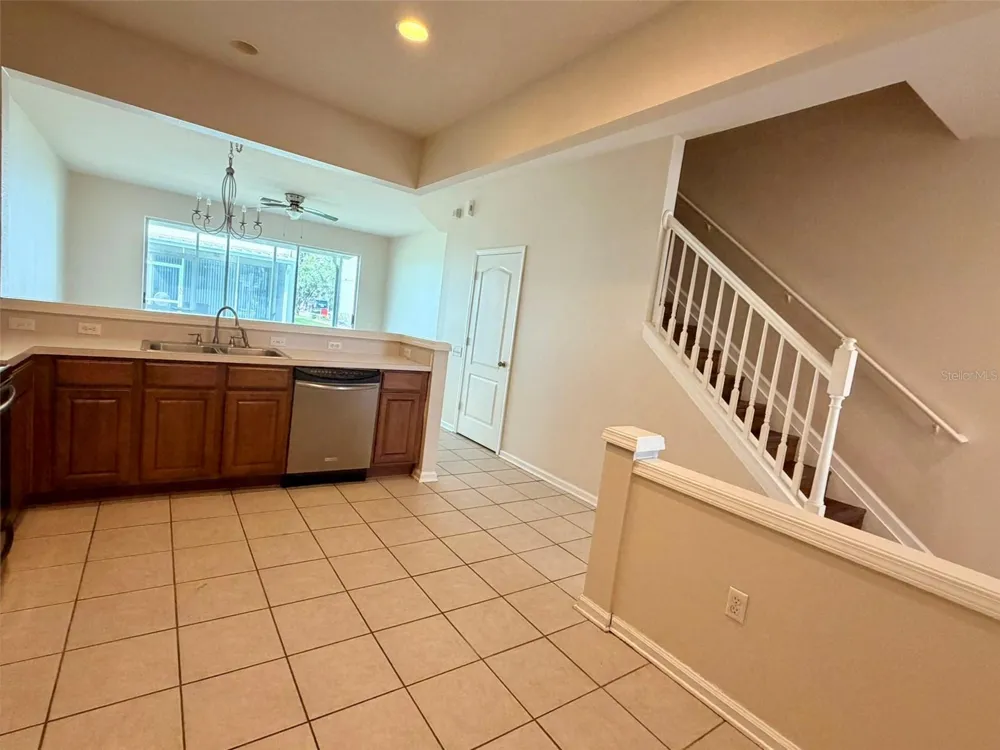 26544 CASTLEVIEW WAY Wesley Chapel, FL 33544