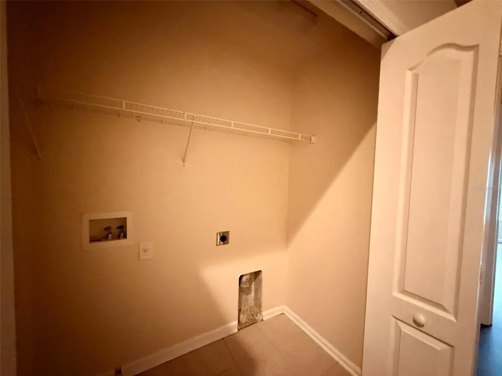 26544 CASTLEVIEW WAY Wesley Chapel, FL 33544