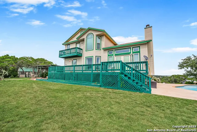 1494 County Road 270 Mico, TX 78056