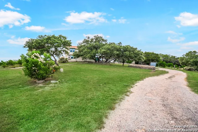 1494 County Road 270 Mico, TX 78056