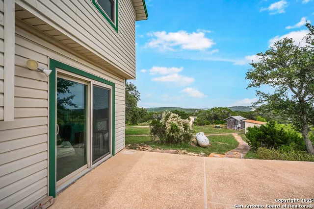 1494 County Road 270 Mico, TX 78056