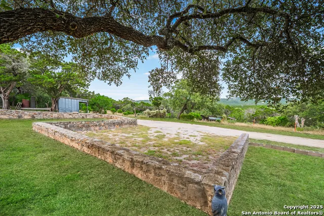 1494 County Road 270 Mico, TX 78056