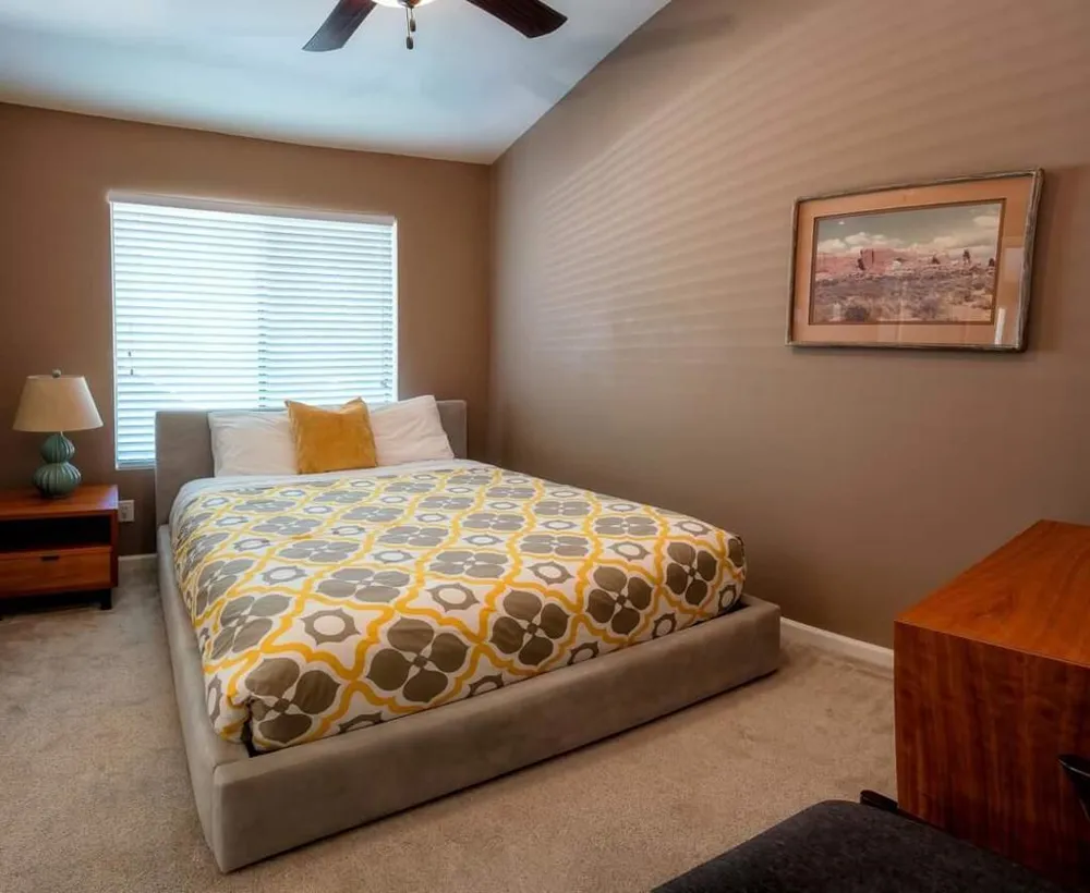 351 Hermosa Drive #2a2 Palm Springs, CA 92262