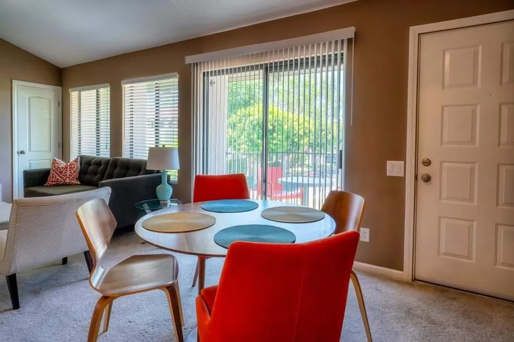 351 Hermosa Drive #2a2 Palm Springs, CA 92262