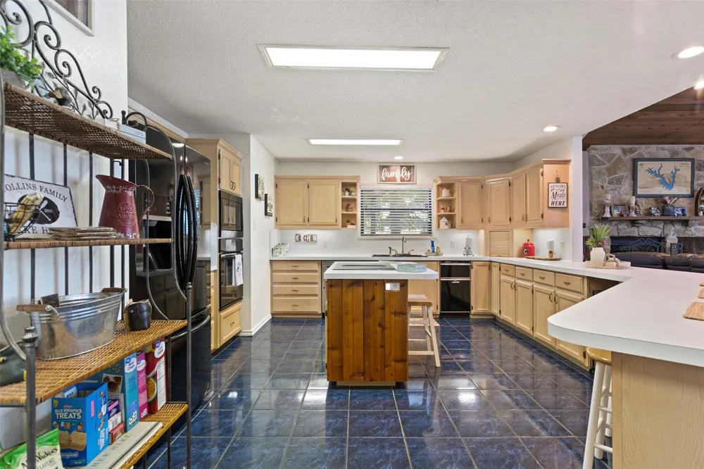 578 County Road 1297 Yantis, TX 75497