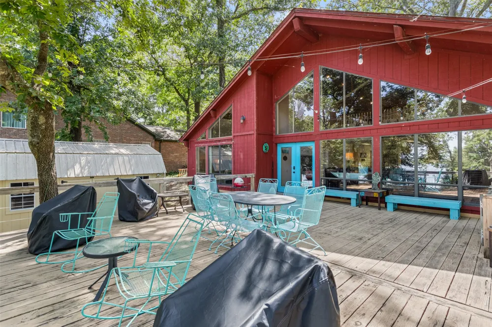578 County Road 1297 Yantis, TX 75497