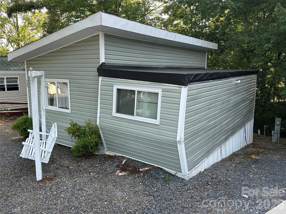 162 Clubhouse Drive New London, NC 28127