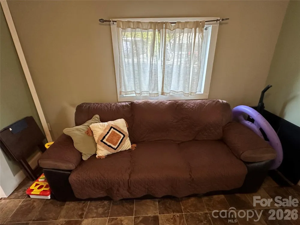 162 Clubhouse Drive New London, NC 28127