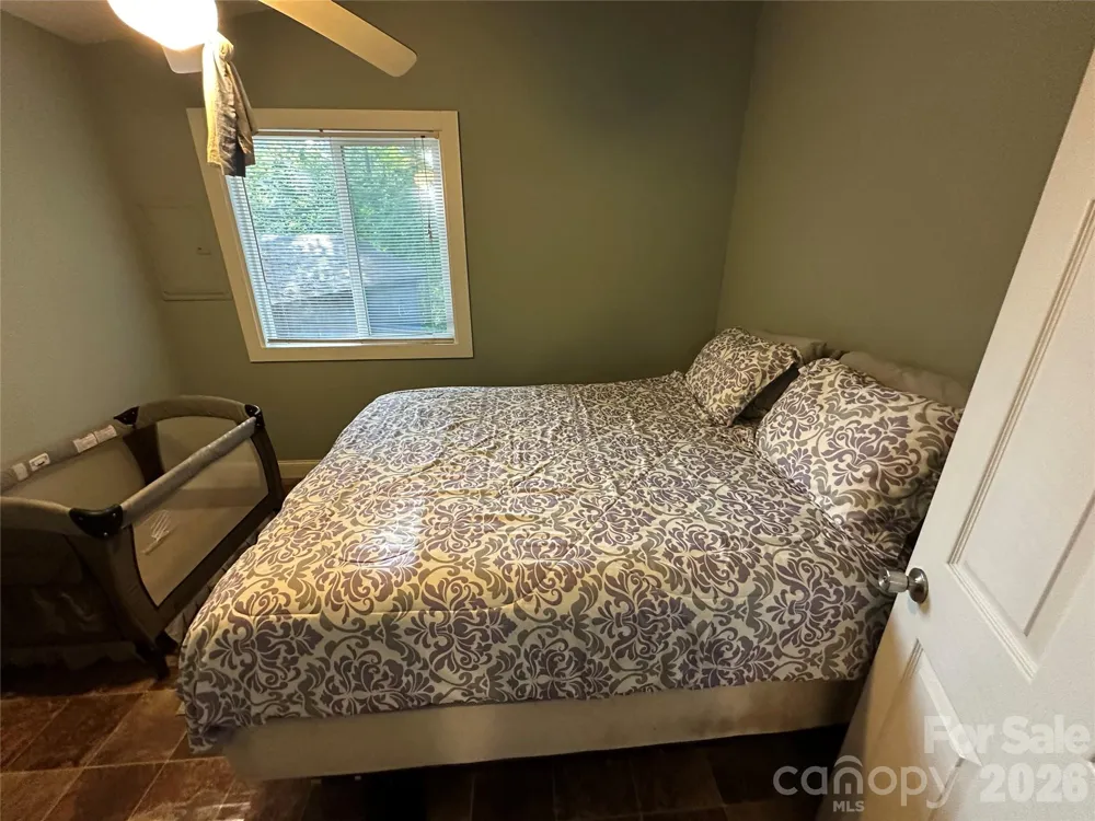 162 Clubhouse Drive New London, NC 28127