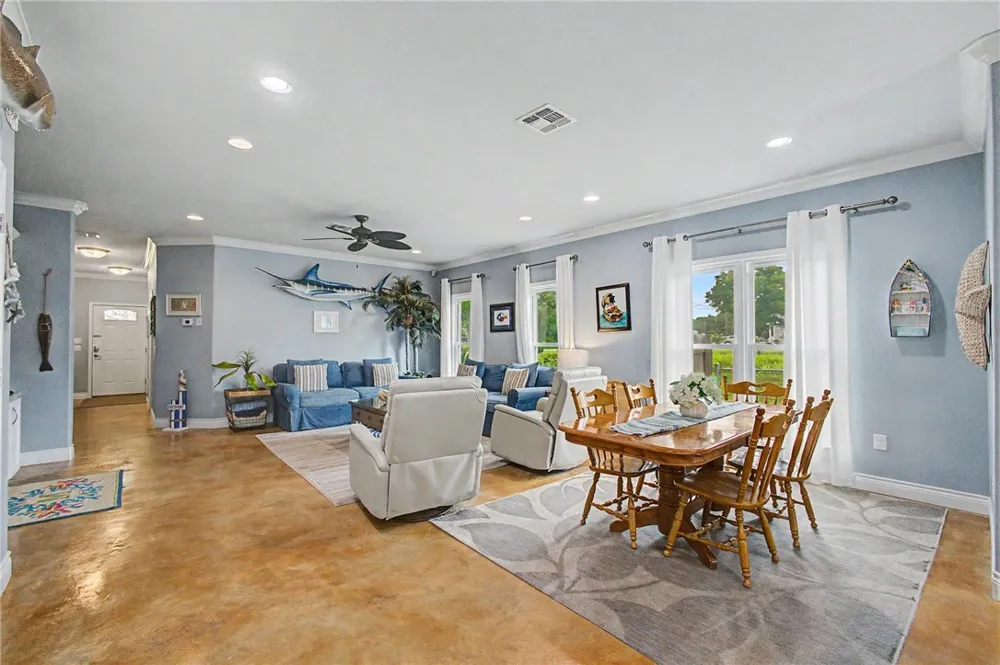 447 S Fuqua Street Rockport, TX 78383