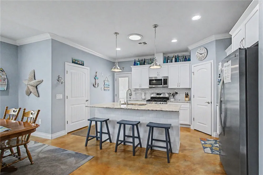 447 S Fuqua Street Rockport, TX 78383