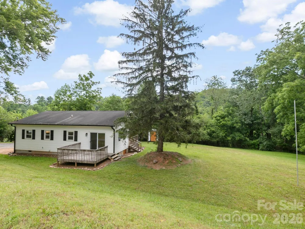 47 Carolina Mountain Drive Candler, NC 28715