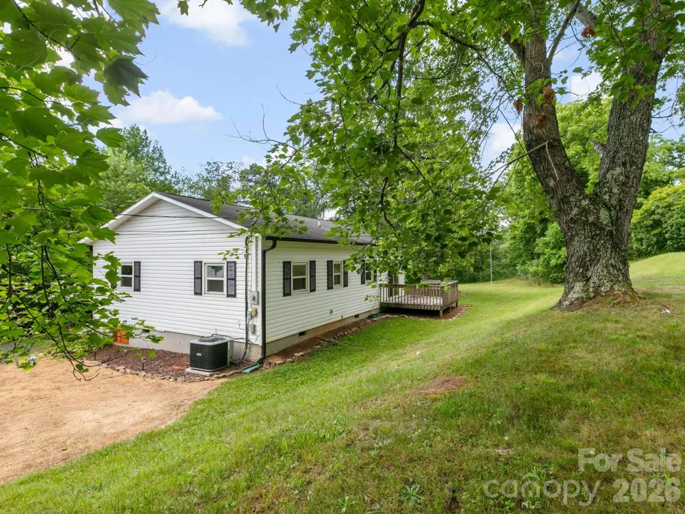 47 Carolina Mountain Drive Candler, NC 28715