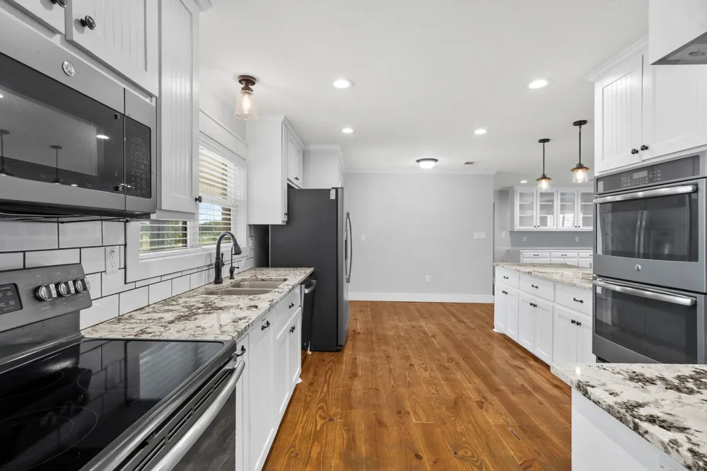 2205 County Road 122 Caldwell, TX 77836
