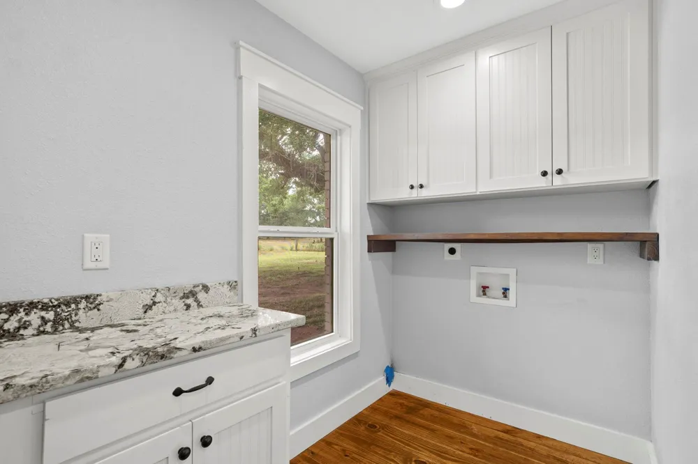 2205 County Road 122 Caldwell, TX 77836