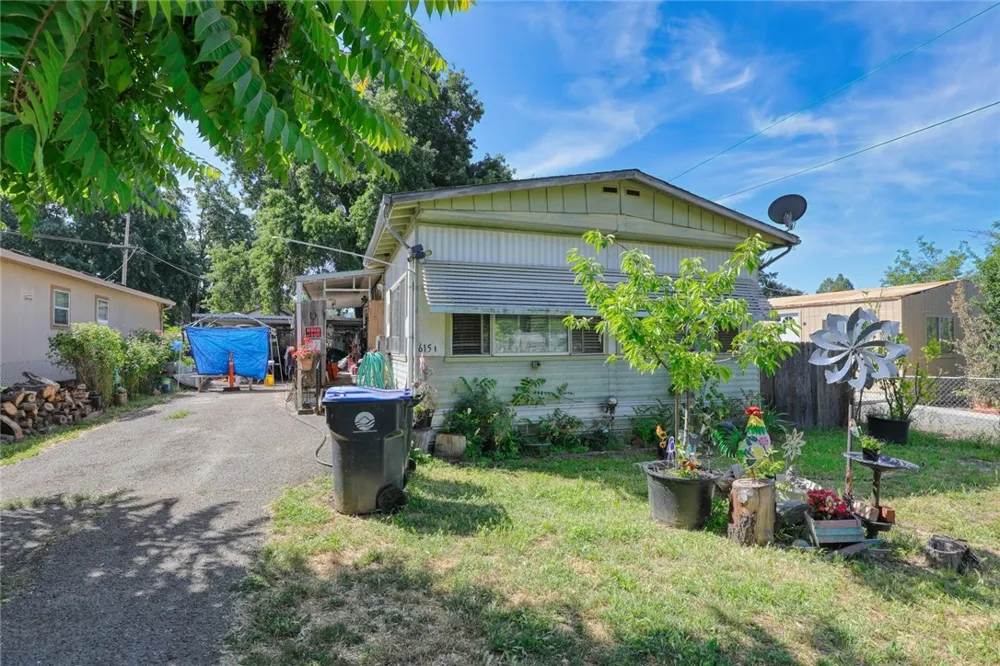 6151 2nd Lucerne, CA 95458