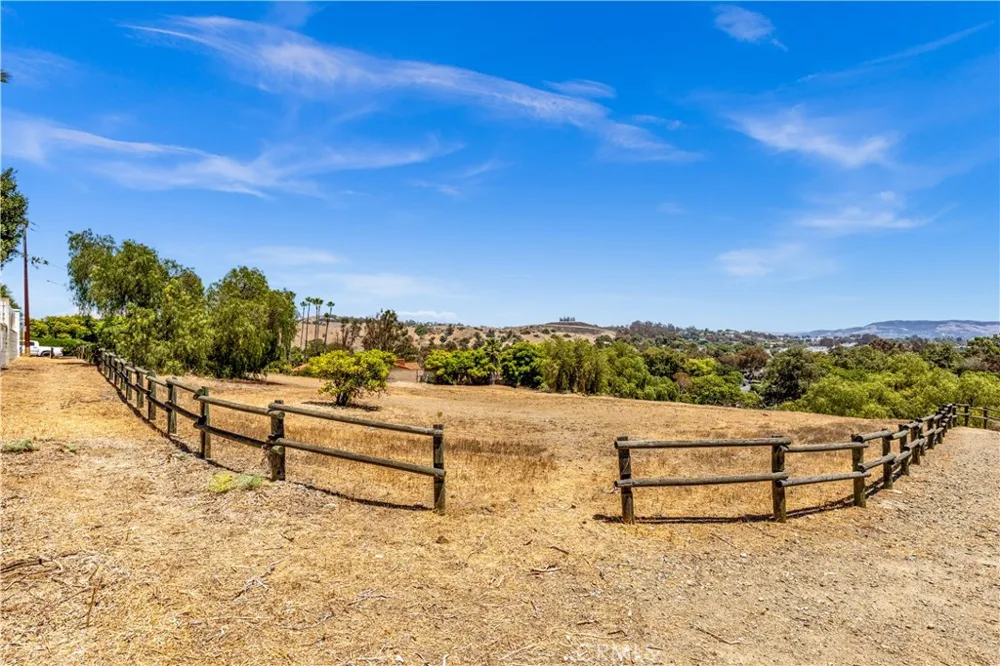 29600 Spotted Bull Lane San Juan Capistrano, CA 92675
