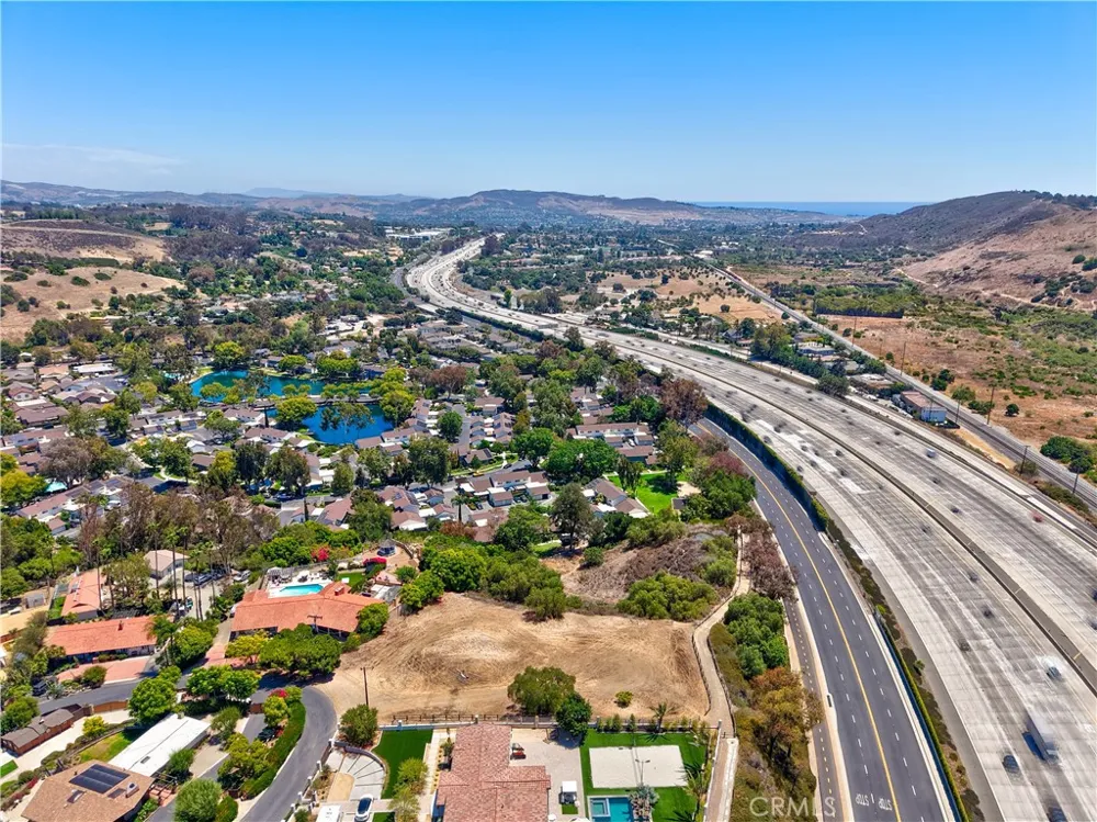 29600 Spotted Bull Lane San Juan Capistrano, CA 92675
