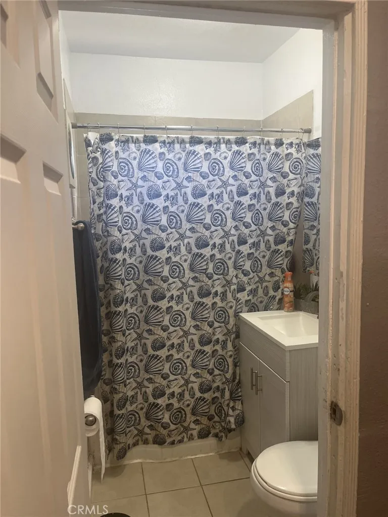 4264 Victoria Avenue Riverside, CA 92507
