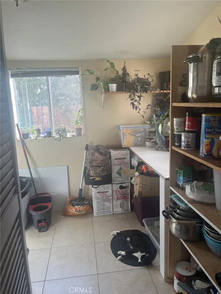 4264 Victoria Avenue Riverside, CA 92507