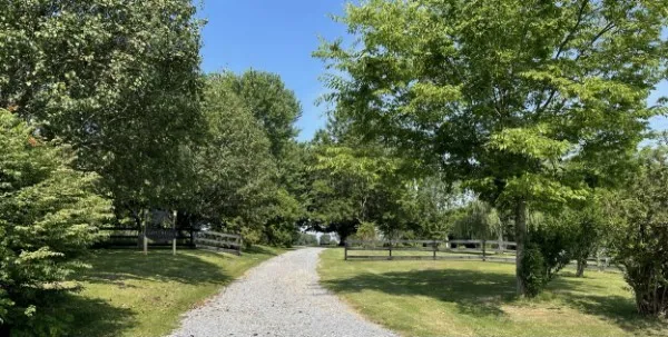 576 Womack Rd Bethpage, TN 37022