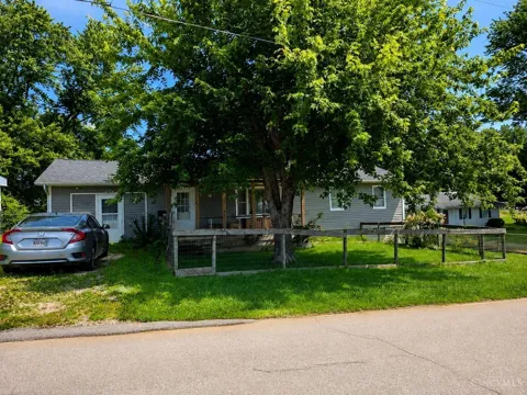 608 Poplar Street