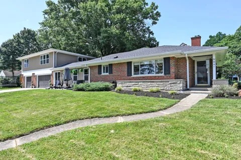 6941 Rosemary Lane