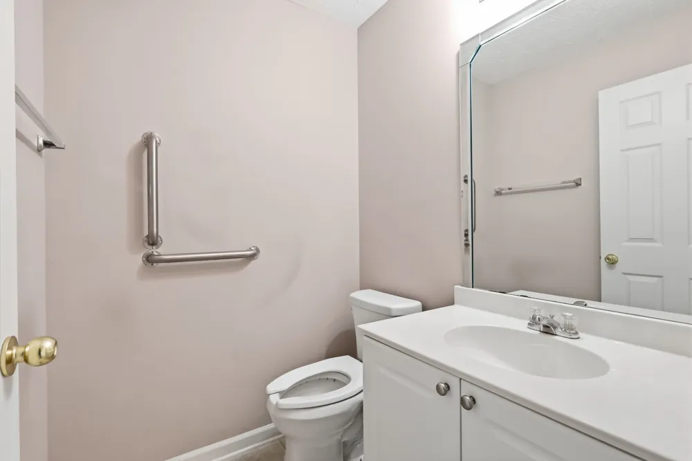 813 Shun Pike Cottontown, TN 37048