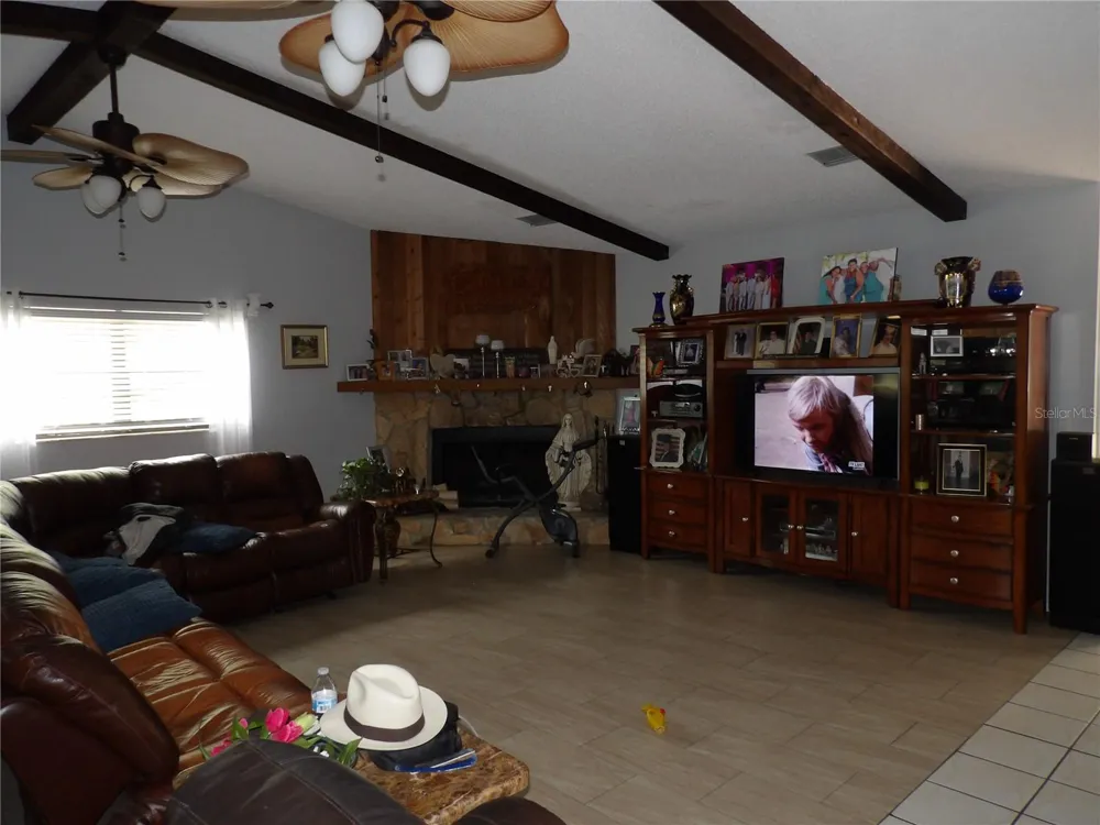 18211 OAKLAWN Spring Hill, FL 34610