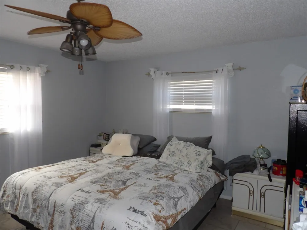 18211 OAKLAWN Spring Hill, FL 34610