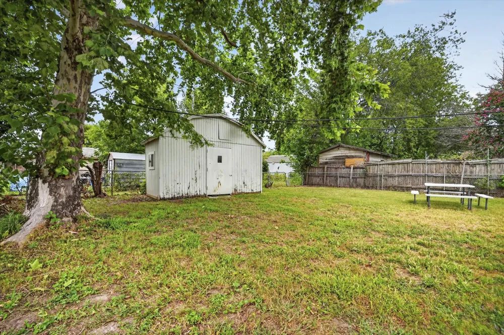 14413 Horseshoe Trail Balch Springs, TX 75180