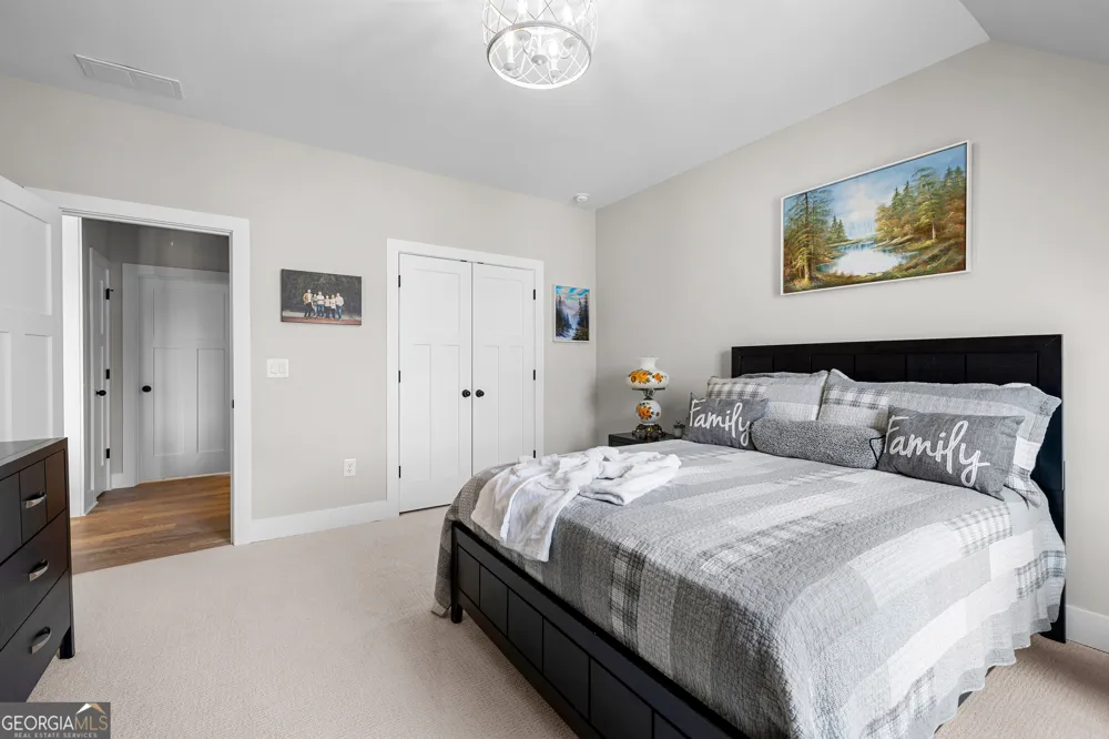 70 Stubbs HL Senoia, GA 30276