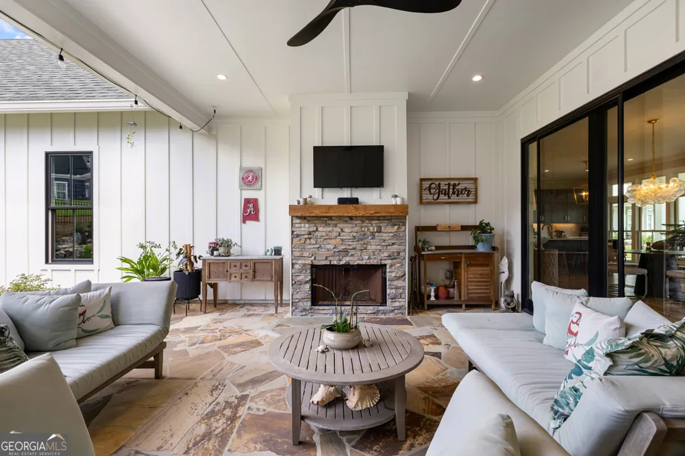 70 Stubbs HL Senoia, GA 30276